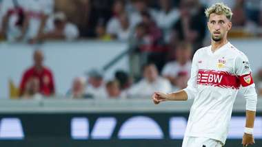 Atakan Karazor of Stuttgart controls the ball